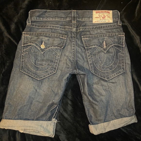 Closet clean out - Picture 2 of 2